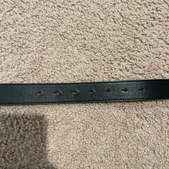 Fashion TR BUCKLE Belt Size M/L (42in) Black - Picture 6 of 7